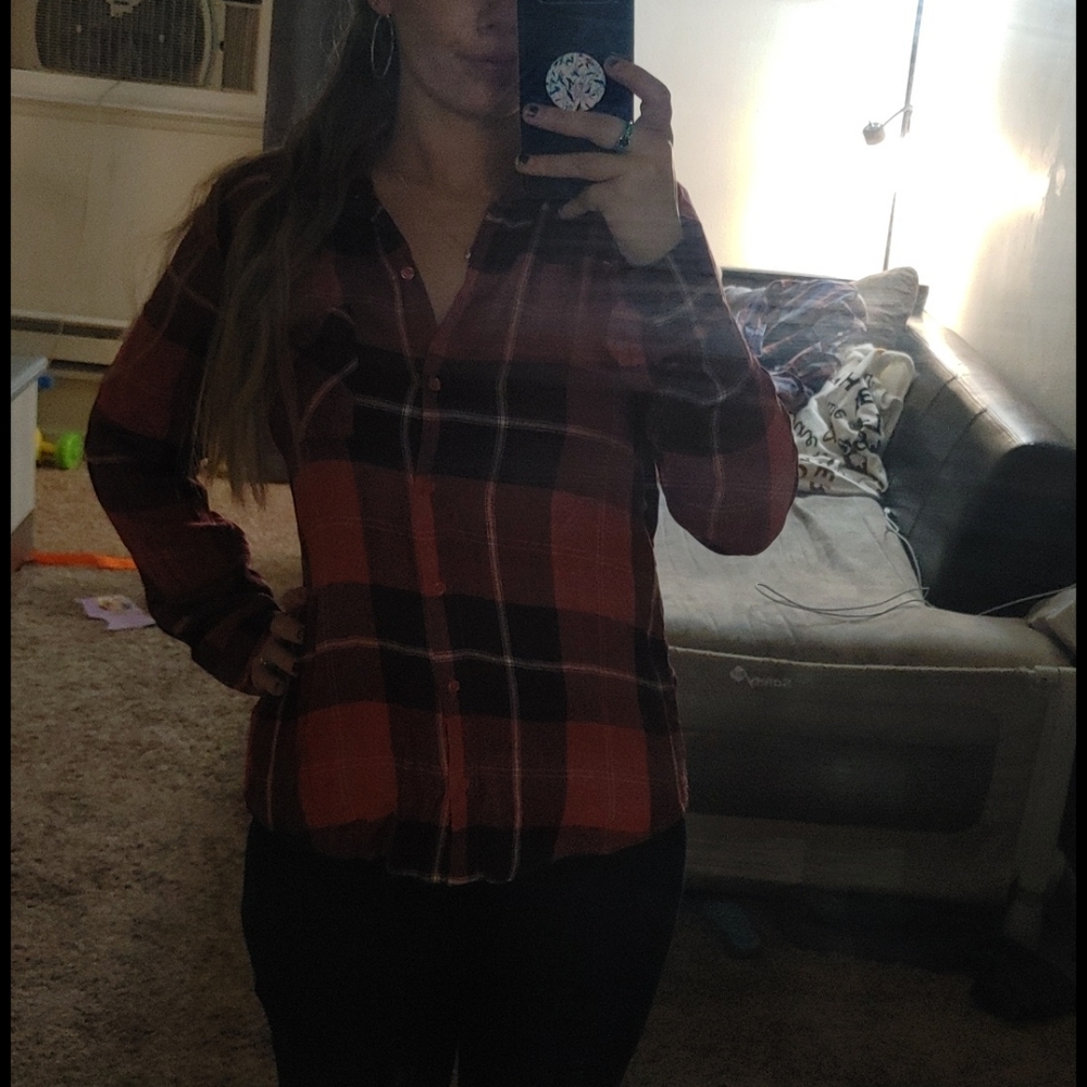 Shirt - Picture 2 of 4